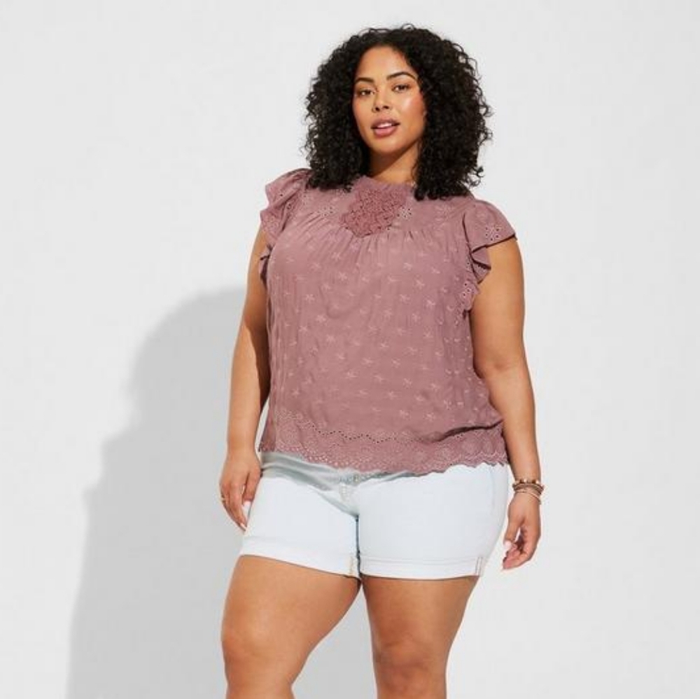 14 👚Eyelet Ruffle Sleeve Top Size 2 NWT *Really Pretty!* Rose Taupe